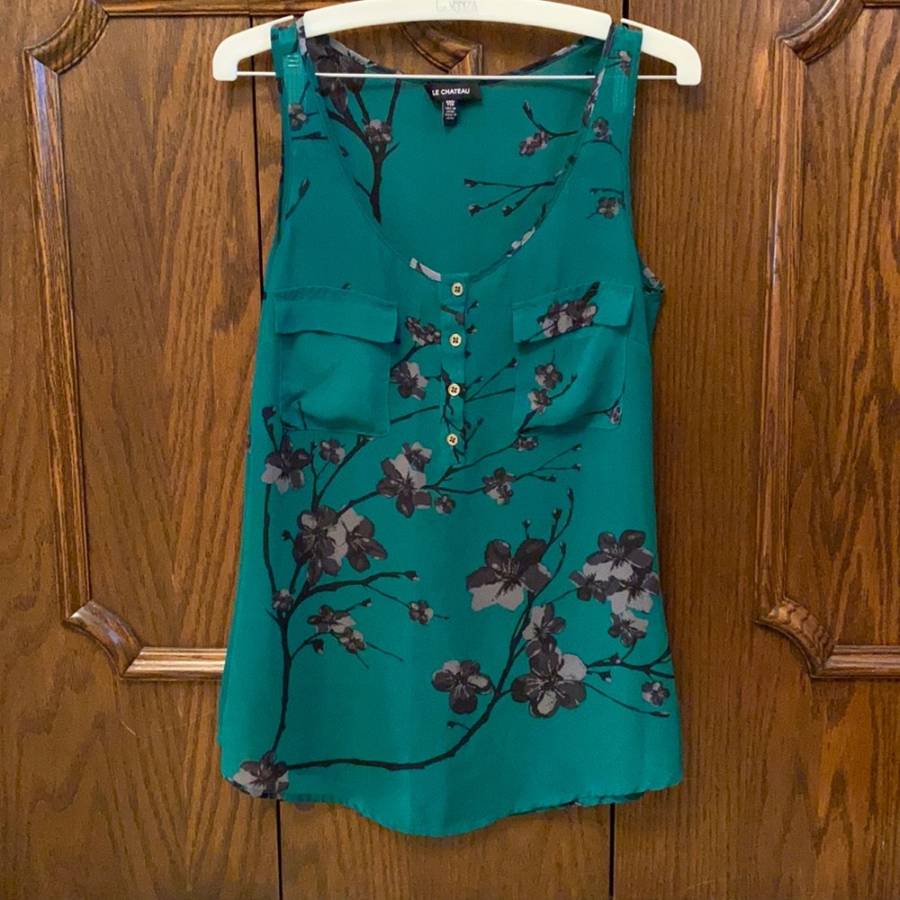 Enchanting Le Chateau blouse size XXS
